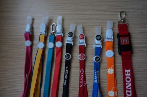 dây đeo thẻ thái lan : 1.2cm poly bóng in nổi logo : dây đeo thẻ toyota , lexus bmw ,honda thailand