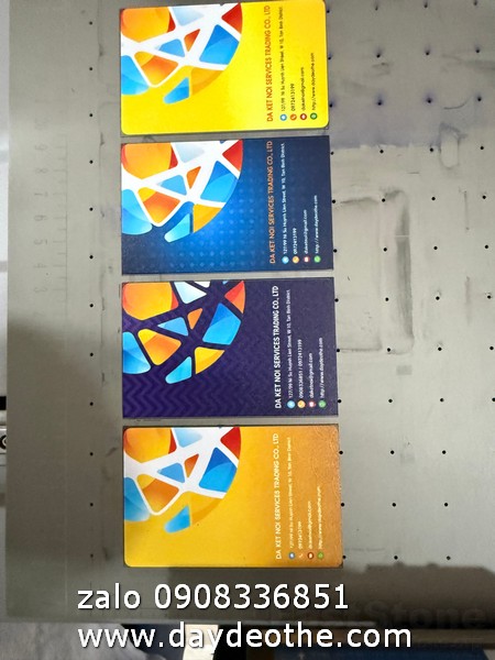 In thẻ nhựa nfc 2 mặt công nghệ in uv 10 ĐA KẾT NỐI