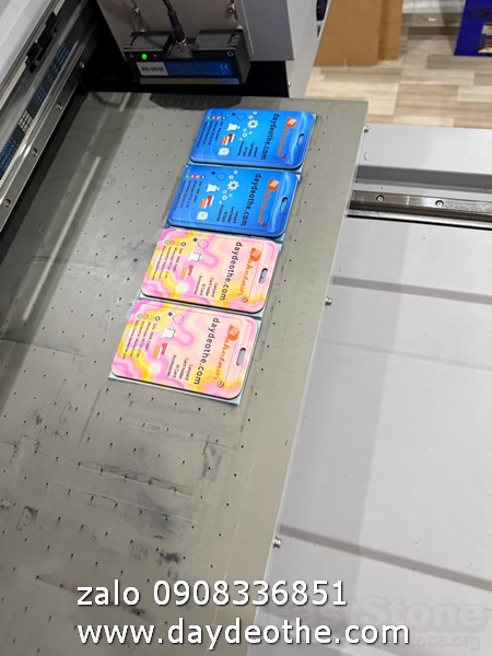 In thẻ nhựa nfc 2 mặt công nghệ in uv 7 IMG 0493